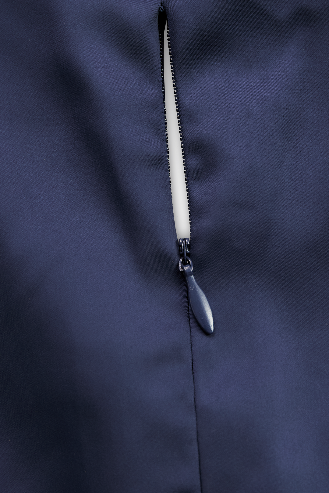 Elarisse | Refined Wrap Midi Dress